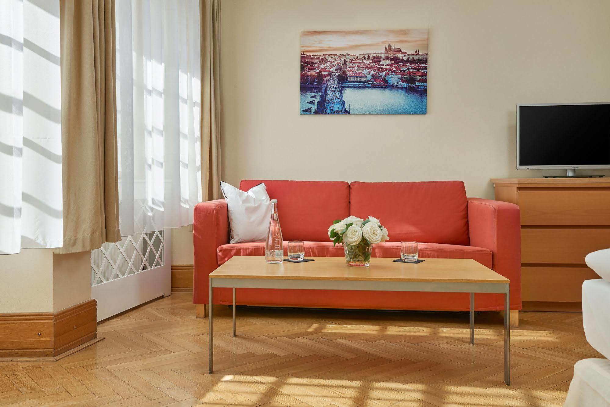 Mostecka 12 Hotel Praga